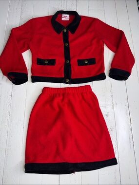6x Milton Vintage 1980s Fun Wear Red Two-Piece Skirt Set with Black Trim